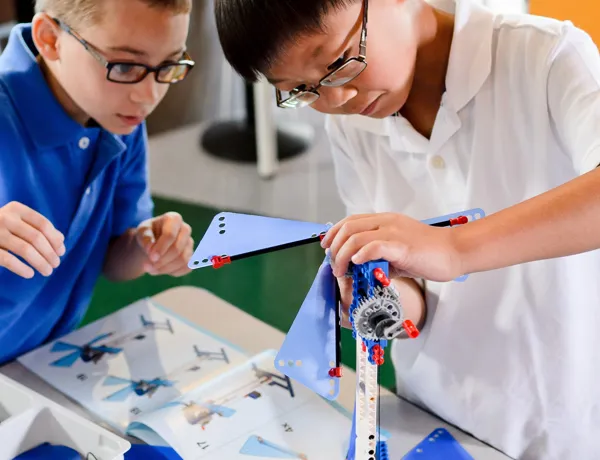 Kids Building | LEGOLAND Discovery Center Chicago